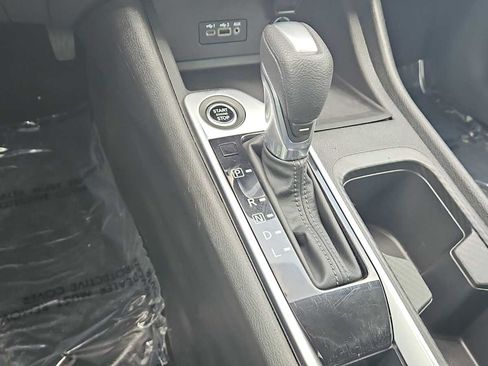 Used 2023 Nissan Sentra SV FWD image 21