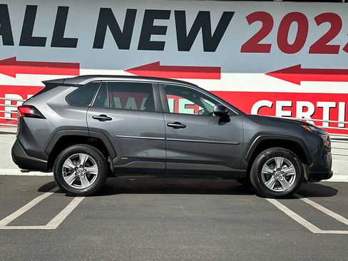 Used 2024 Toyota RAV4 LE image 6
