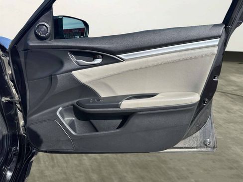 Used 2016 Honda Civic EX image 18