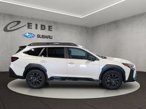 Used 2025 Subaru Outback Onyx Edition AWD/4WD image 14