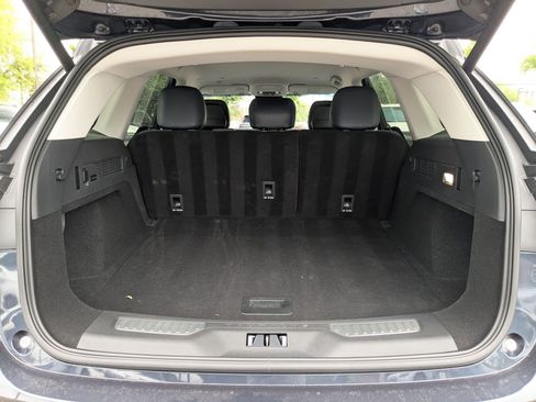 Used 2024 Lincoln Nautilus Reserve image 23