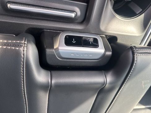 Certified 2025 Ford Expedition Platinum AWD/4WD image 26