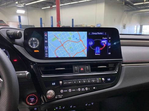 Used 2022 Lexus ES 300h F Sport image 22