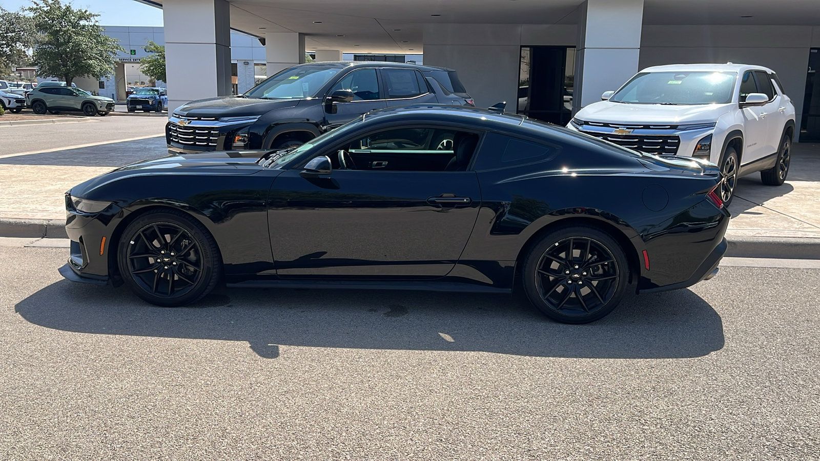 Used 2024 Ford Mustang Coupe RWD image 4