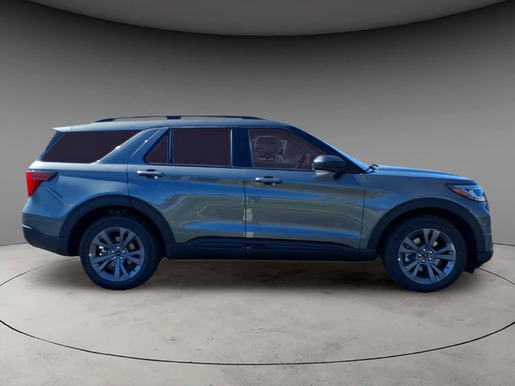 New 2026 Ford Explorer Active w/ Active Comfort Package AWD/4WD image 9