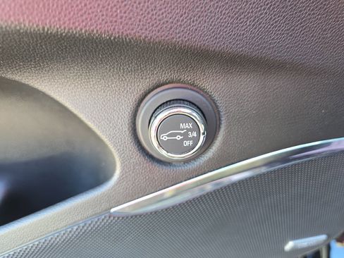 Used 2023 Buick Enclave Avenir w/ Avenir Technology Package image 26