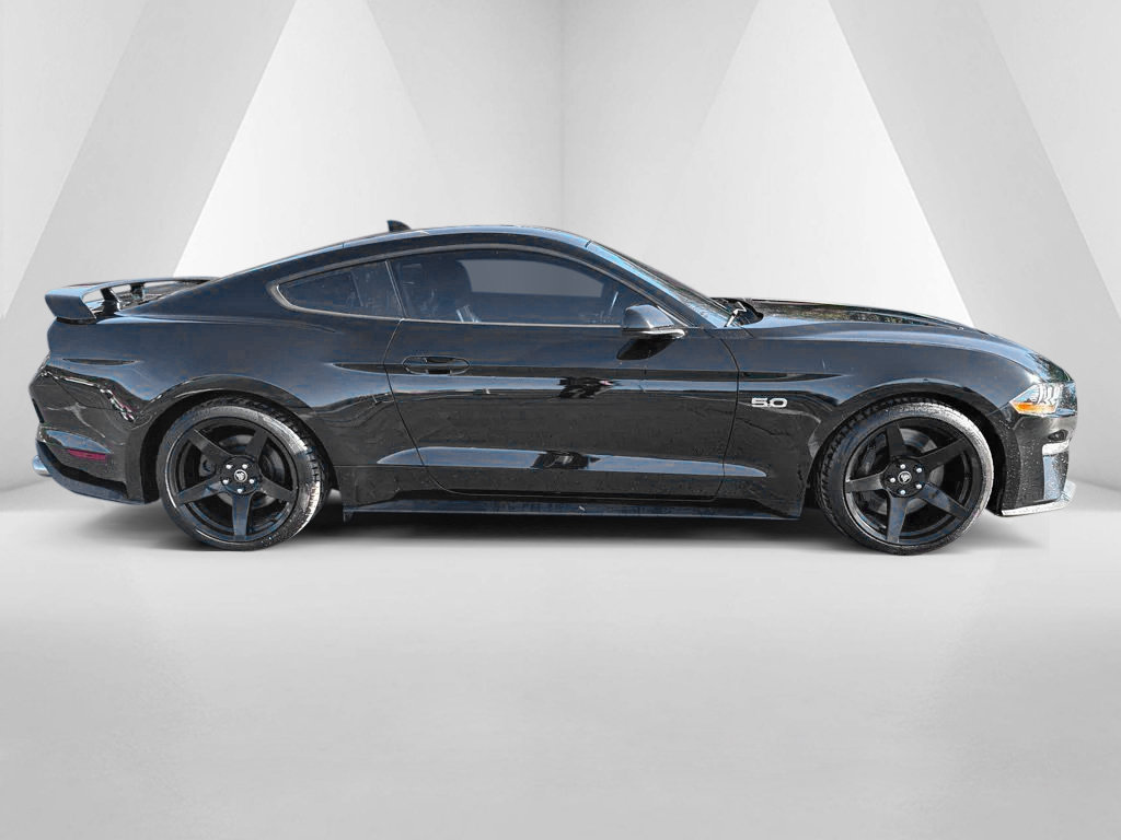 Used 2021 Ford Mustang GT Premium w/ GT Performance Package RWD image 8