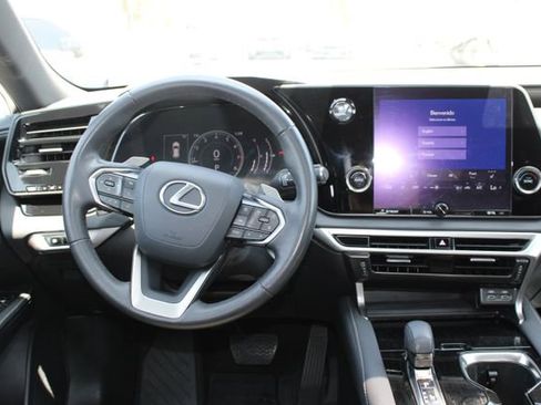 Used 2024 Lexus RX 350 FWD image 14