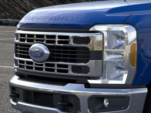 New 2026 Ford F350 XLT w/ 360-Degree Camera Package AWD/4WD image 17