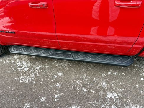 Certified 2021 RAM 1500 Laramie image 12