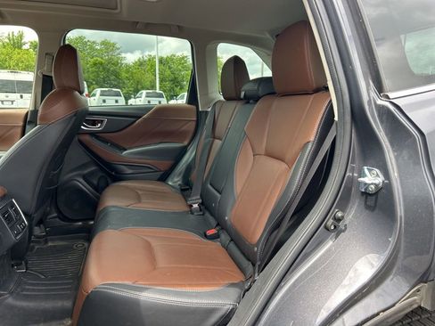 Used 2023 Subaru Forester Touring AWD/4WD image 6