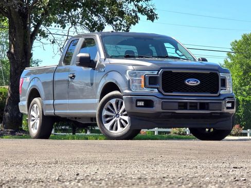 Used 2018 Ford F150 XL w/ Equipment Group 101A Mid RWD image 1