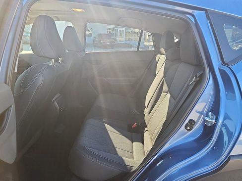 Used 2024 Subaru Crosstrek 2.0i Premium image 6