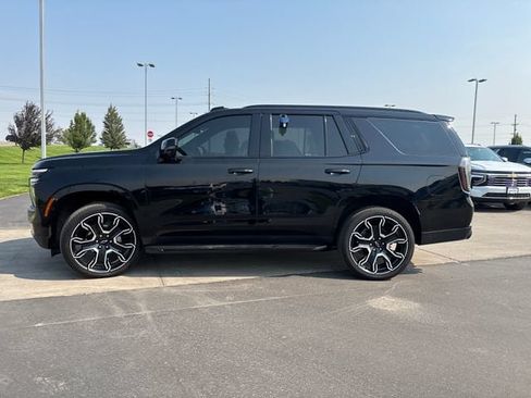 Used 2025 Chevrolet Tahoe RST w/ RST Capability Package AWD/4WD image 6