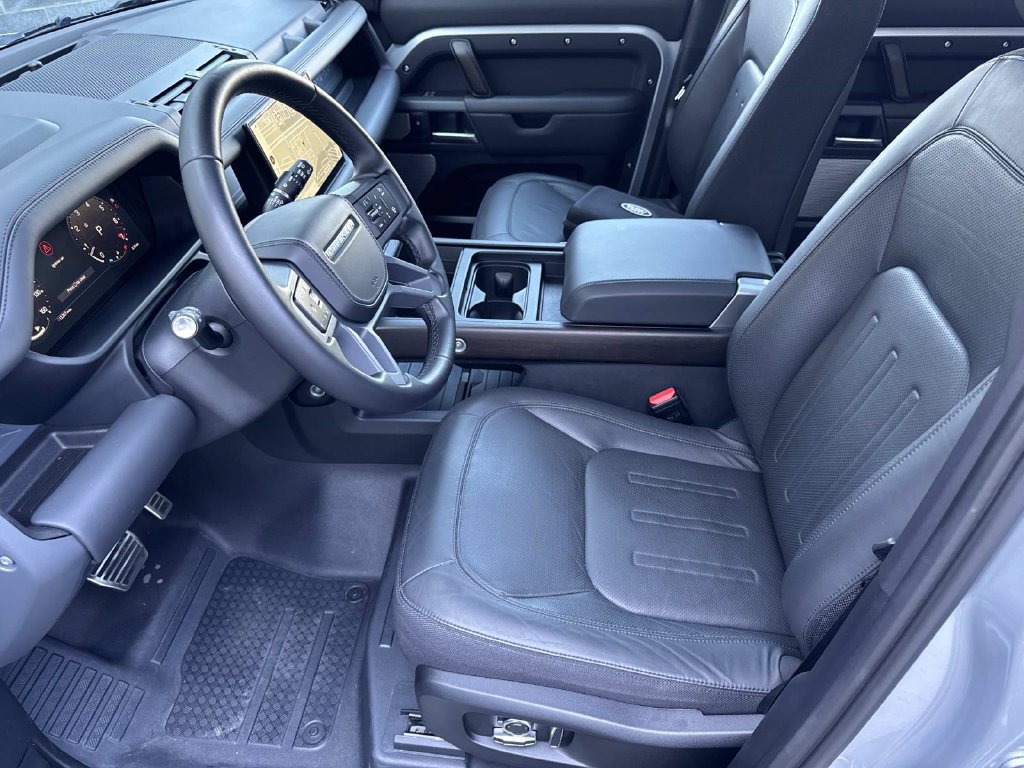 Certified 2024 Land Rover Defender 130 X AWD/4WD image 21