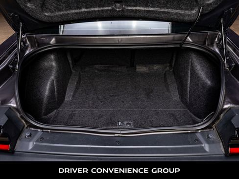 Used 2021 Dodge Challenger SRT Hellcat image 8