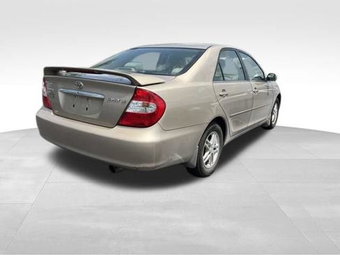 Used 2004 Toyota Camry LE FWD image 7