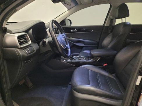 Used 2020 Kia Sorento EX FWD image 17