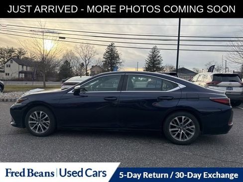 Used 2022 Lexus ES 350 image 4