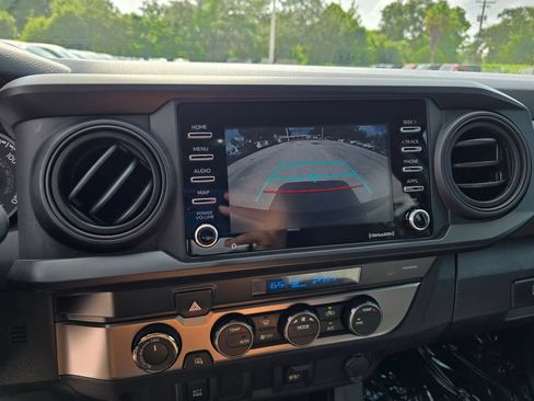 Used 2022 Toyota Tacoma SR AWD/4WD image 22