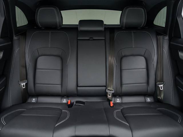 New 2026 Jaguar F-PACE R-Dynamic S AWD/4WD image 17