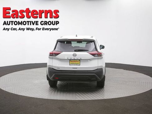Used 2023 Nissan Rogue S AWD/4WD image 37
