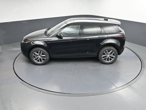 New 2026 Land Rover Range Rover Evoque S image 31