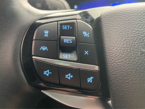 Used 2022 Ford Explorer Platinum w/ Equipment Group 601A image 25