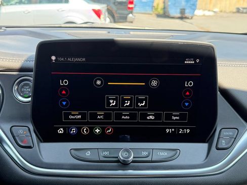 Used 2026 Chevrolet Blazer LT FWD image 16