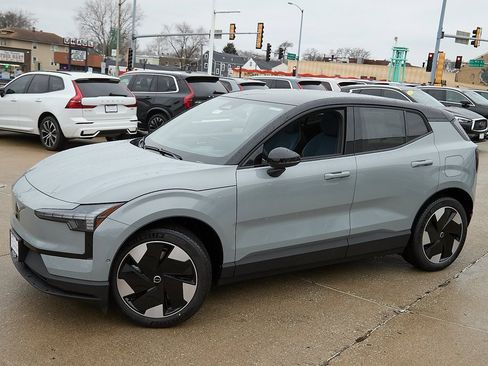 New 2026 Volvo EX30 Ultra image 3