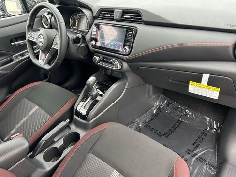 Used 2025 Nissan Versa SR w/ Trunk Package image 8