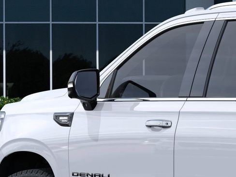 New 2026 GMC Yukon XL Denali Ultimate AWD/4WD image 12
