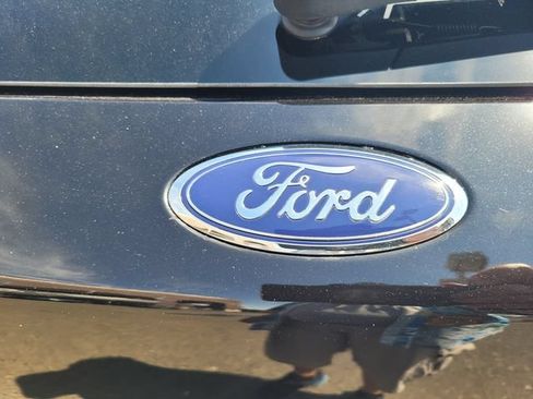 Certified 2022 Ford Escape SE w/ SE Sport Appearance Package FWD image 7