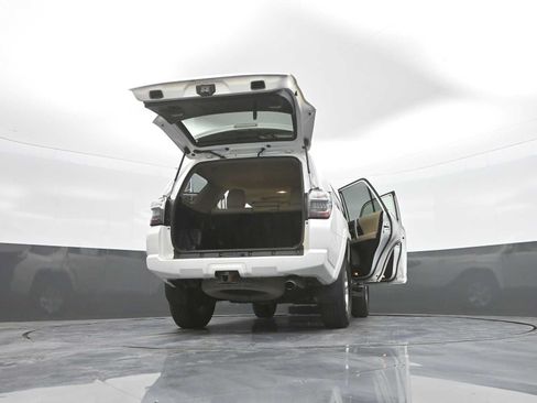 Used 2015 Toyota 4Runner SR5 Premium AWD/4WD image 52
