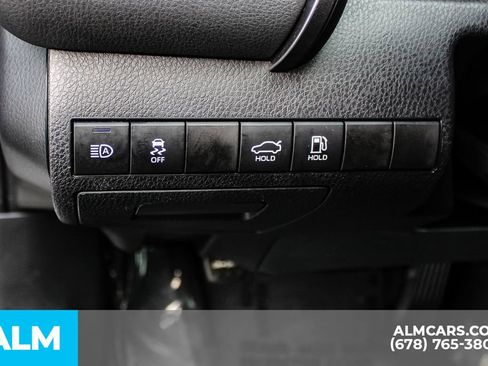 Used 2023 Toyota Camry SE image 28