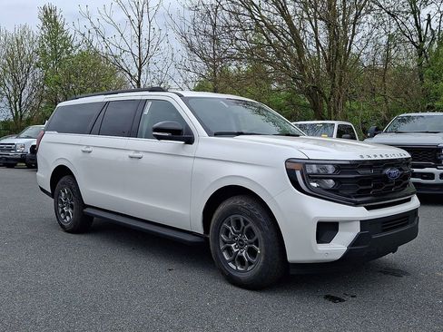 New 2026 Ford Expedition Max Active AWD/4WD image 1
