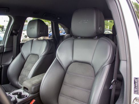 Used 2022 Porsche Macan GTS image 12