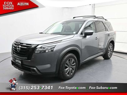 Used 2023 Nissan Pathfinder SV w/ Black Appearance Package