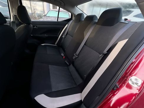 Used 2021 Nissan Versa SV FWD image 23