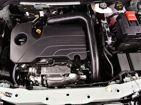 New 2026 Chevrolet Equinox LT w/ LPO, Floor Liner Package image 28