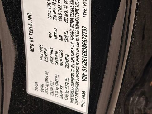 Used 2025 Tesla Model 3 Long Range AWD/4WD image 18