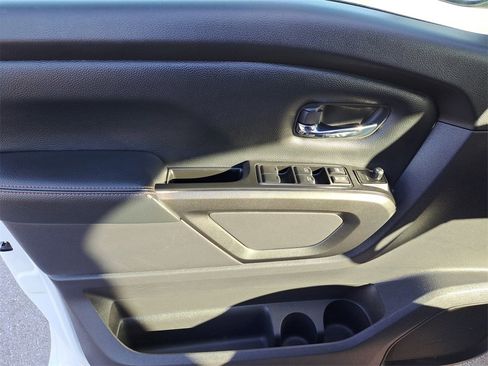 Certified 2023 Nissan Titan PRO-4X image 16