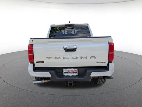 Used 2024 Toyota Tacoma Limited AWD/4WD image 5