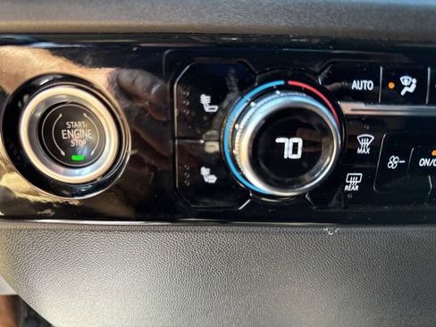 Used 2022 GMC Sierra 1500 Elevation image 39