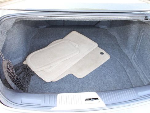 Used 2010 Cadillac CTS Premium image 24