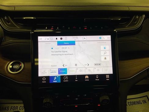Used 2023 Jeep Grand Cherokee L Summit w/ Advanced Protech Group IV AWD/4WD image 22