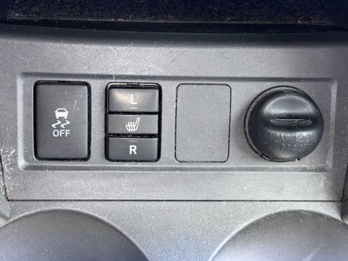 Used 2011 Toyota RAV4 Limited w/ Limited Extra Value Pkg AWD/4WD image 11