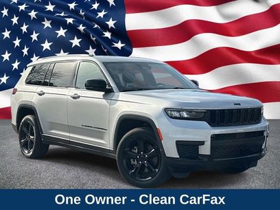 Used 2023 Jeep Grand Cherokee L Laredo