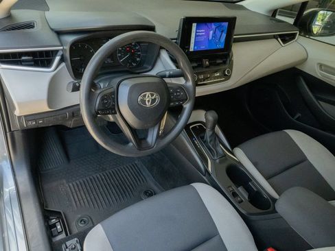 Used 2024 Toyota Corolla LE FWD image 9