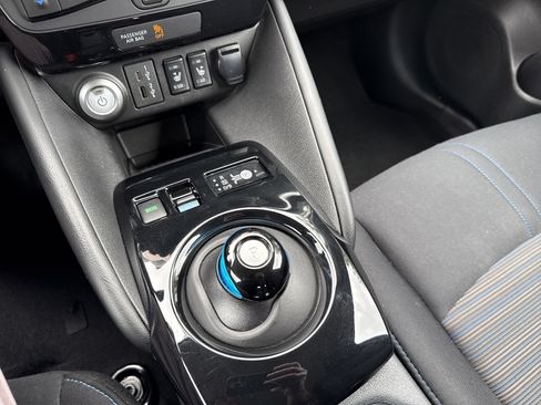 Used 2024 Nissan Leaf SV Plus FWD image 23